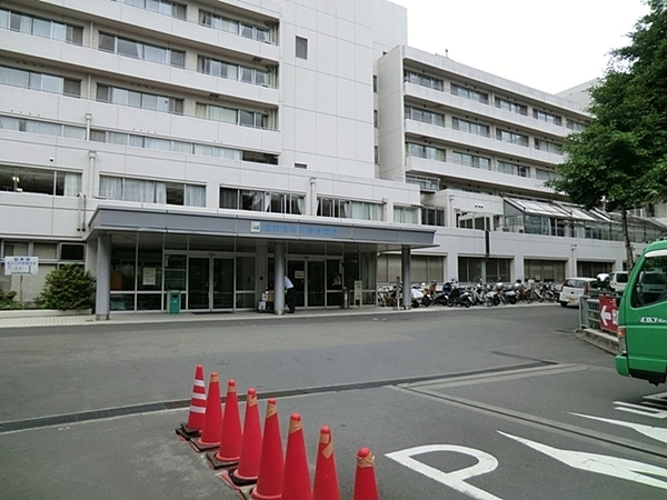 若葉台団地1の11号棟(医療法人社団明芳会横浜旭中央総合病院)