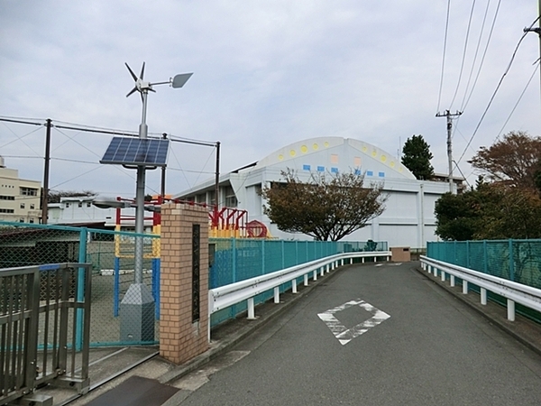 横浜市磯子区岡村3丁目の中古一戸建て(横浜市立岡村小学校)