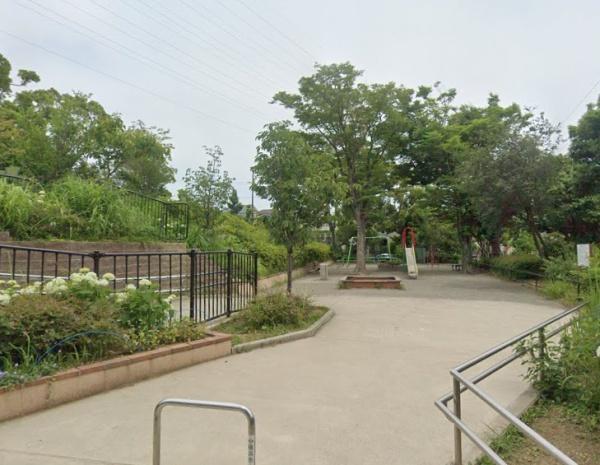 ハイツ洋光台(洋光台四丁目公園)