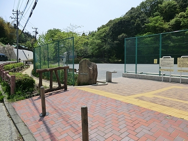 鴨居町・新築分譲住宅(菅田いでと公園)