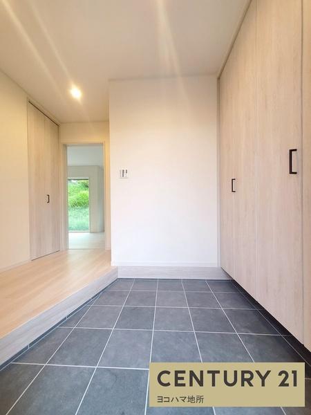 鴨居町・新築分譲住宅