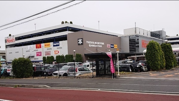 リブゼ横浜クイーンズテラス山手(オーケー新山下店)