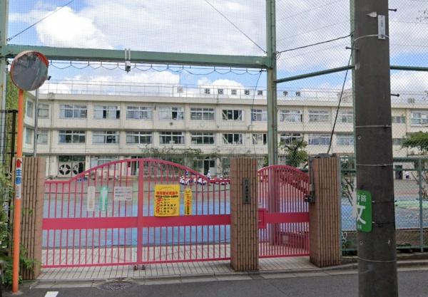 赤羽リバーサイドハイツ(北区立岩淵小学校)