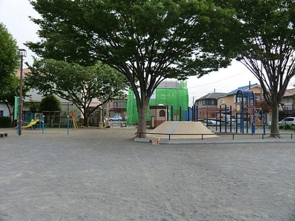 横浜市泉区和泉中央北2丁目の新築一戸建(和泉町小谷山公園)
