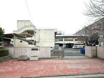 横浜市旭区四季美台の中古一戸建て(横浜市立本宿中学校)