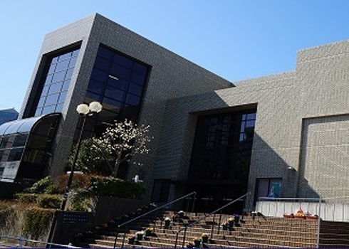 ルネ和田町(横浜市保土ヶ谷図書館)