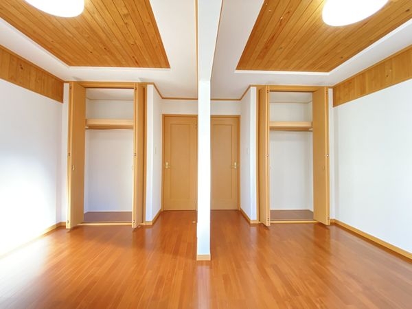 四條畷市岡山東４丁目の中古一戸建て