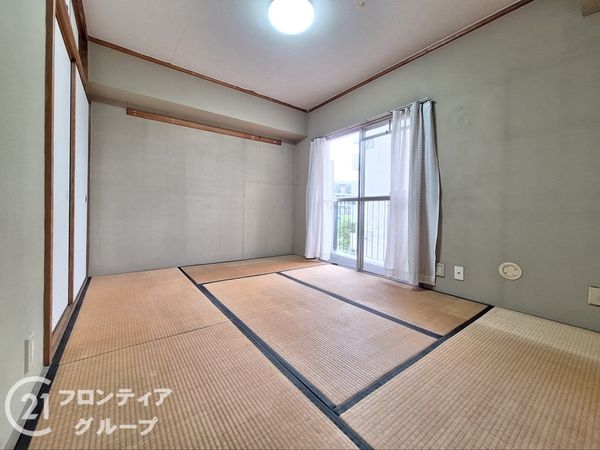 住道駅前住宅１５号棟　中古マンション