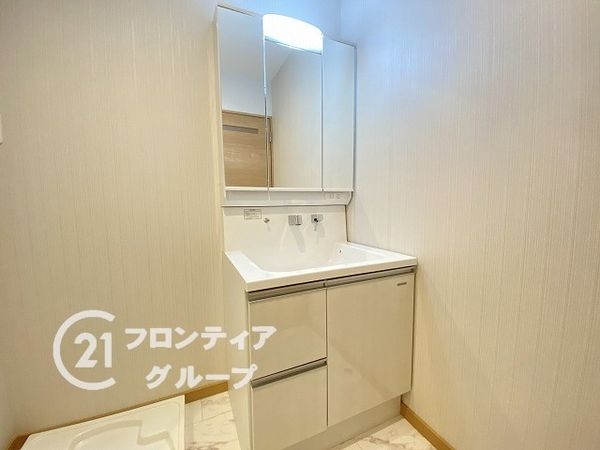 大東市諸福１丁目の中古一戸建て
