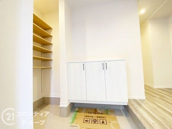 守口市桃町　新築一戸建て　３号棟