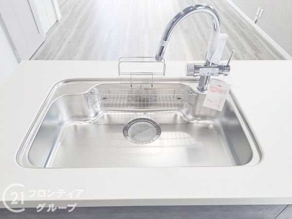 守口市桃町　新築一戸建て　３号棟