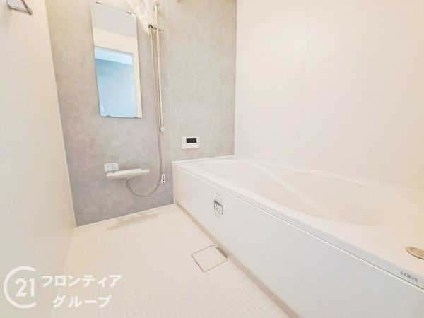 守口市桃町　新築一戸建て　３号棟