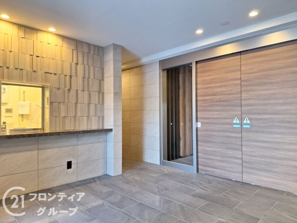 プレサンスロジェ四條畷忍ケ丘ザ・テラス　中古マンション