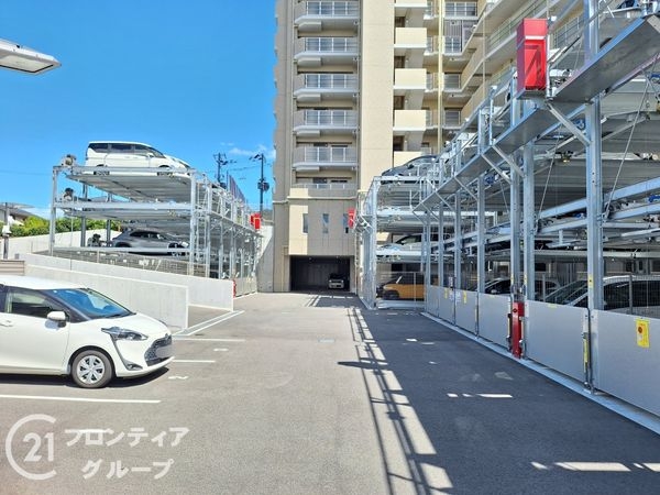 プレサンスロジェ四條畷忍ケ丘ザ・テラス　中古マンション