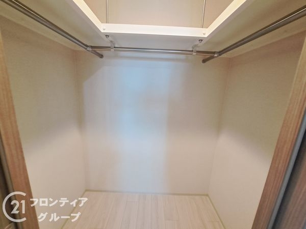 プレサンスロジェ四條畷忍ケ丘ザ・テラス　中古マンション