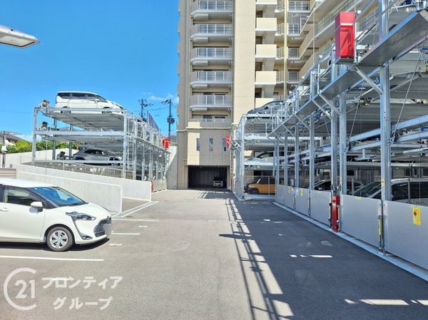 プレサンスロジェ四條畷忍ケ丘ザ・テラス　中古マンション