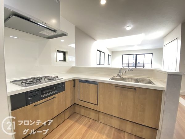 大阪市東淀川区南江口３丁目　新築一戸建て　１期　１号棟