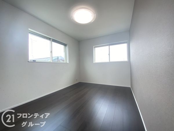 四條畷市江瀬美町　新築一戸建て