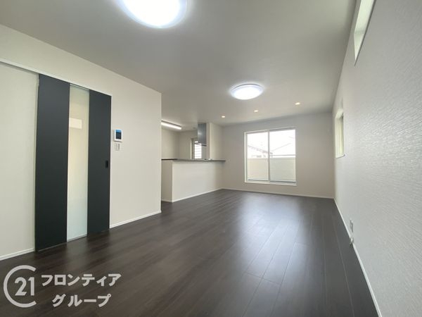 四條畷市江瀬美町　新築一戸建て