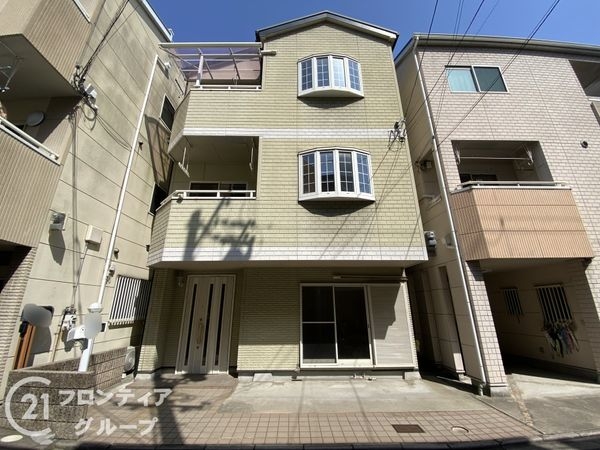 門真市小路町　中古一戸建て