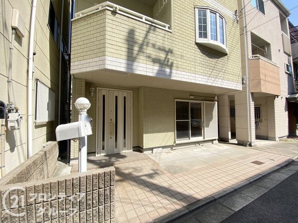 門真市小路町の中古一戸建て
