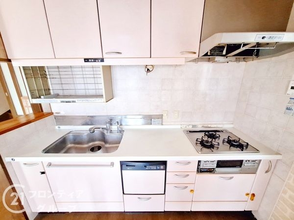 門真市小路町　中古一戸建て