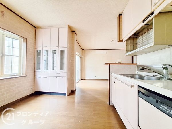 門真市小路町　中古一戸建て