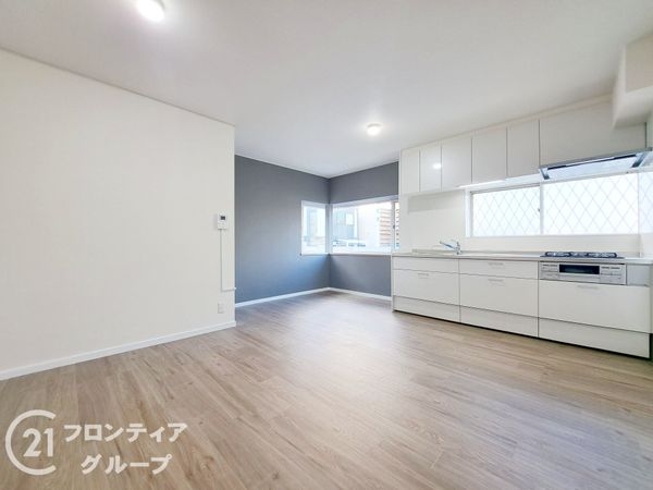 四條畷市岡山５丁目　中古一戸建て