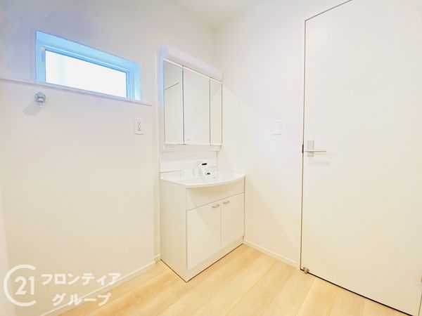 四條畷市南野６丁目　新築一戸建て　第３　１０号棟