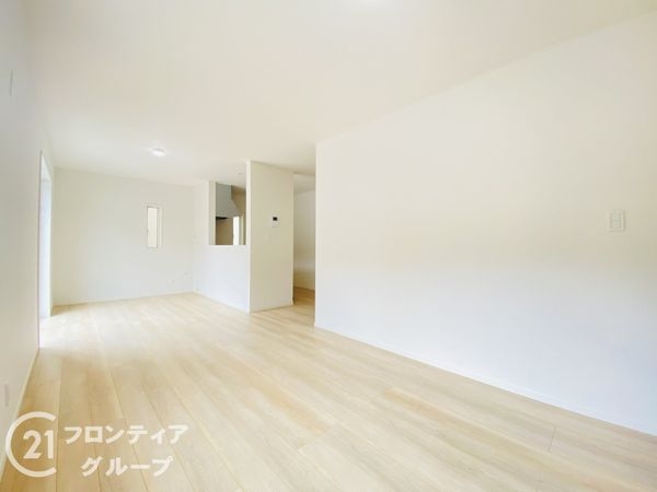 四條畷市南野６丁目　新築一戸建て　第３　１０号棟