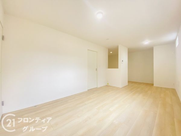 四條畷市南野６丁目　新築一戸建て　第３　１２号棟