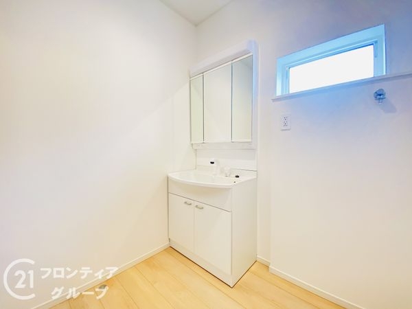 四條畷市南野６丁目　新築一戸建て　第３　１号棟