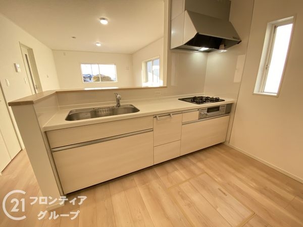 四條畷市南野６丁目　新築一戸建て　第３　９号棟