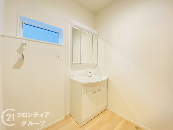 四條畷市南野６丁目　新築一戸建て　第３　３号棟