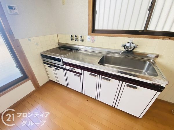 守口市滝井元町１丁目の中古一戸建て