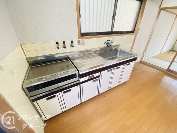 守口市滝井元町１丁目の中古一戸建て