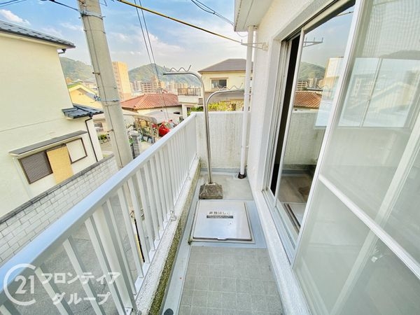 忍ケ丘クレセントヴィラＦ棟　中古マンション