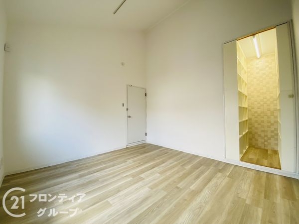 忍ケ丘クレセントヴィラＦ棟　中古マンション