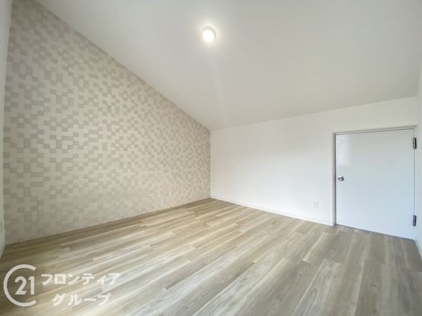 忍ケ丘クレセントヴィラＦ棟　中古マンション