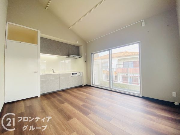 忍ケ丘クレセントヴィラＦ棟　中古マンション