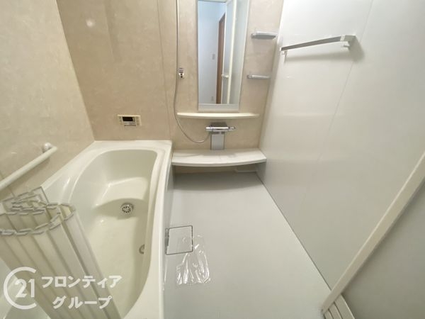 大阪市東淀川区井高野１丁目　中古一戸建て