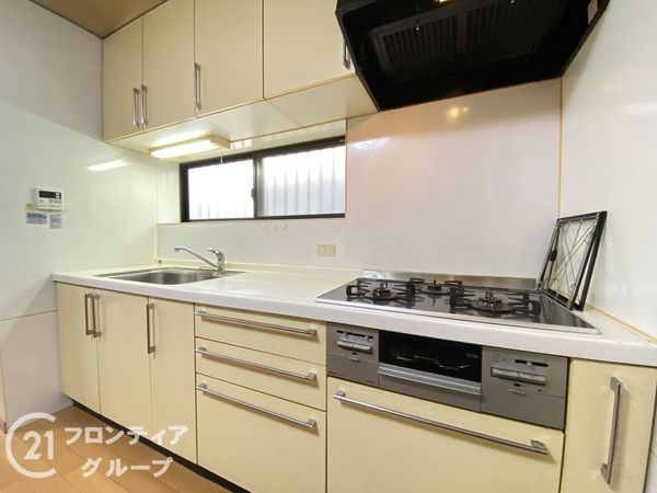 守口市東郷通２丁目　中古一戸建て