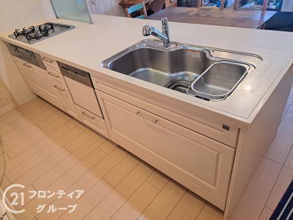 門真市四宮３丁目の中古一戸建て