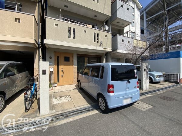門真市四宮３丁目の中古一戸建て
