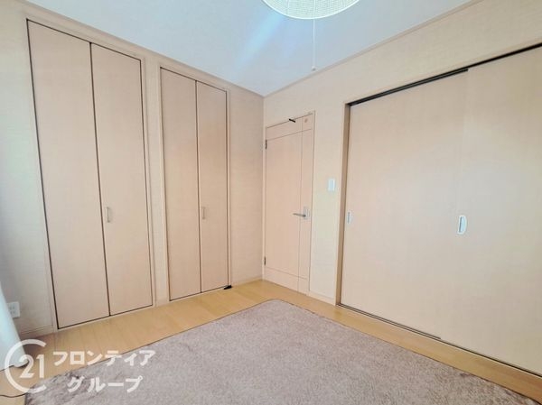 門真市四宮３丁目の中古一戸建て