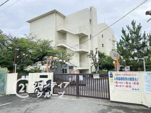 摂津市鳥飼西1丁目の中古一戸建て(鳥飼西小学校)