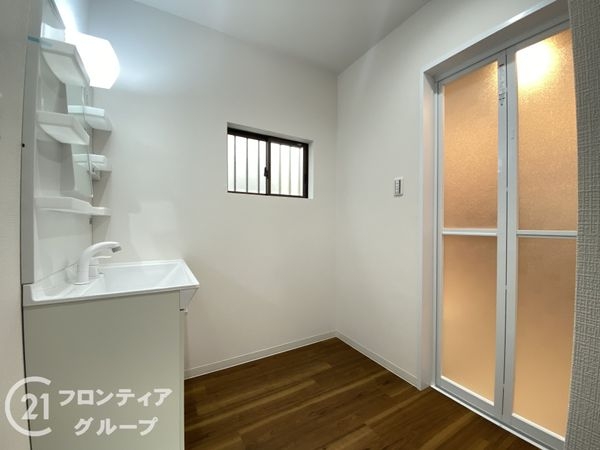 四條畷市中野新町の中古一戸建て