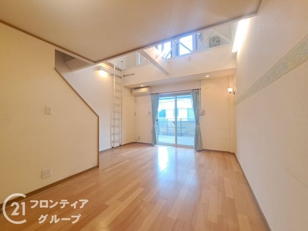 大阪市旭区大宮１丁目　中古一戸建て