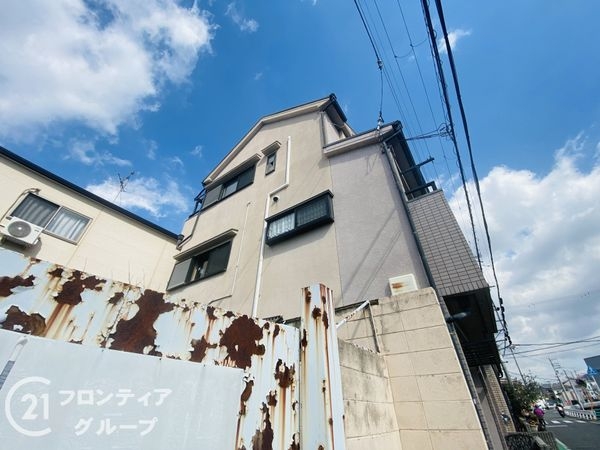 大東市錦町の中古一戸建て