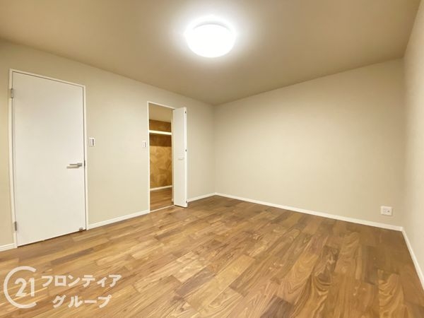 四條畷市中野新町の中古一戸建て